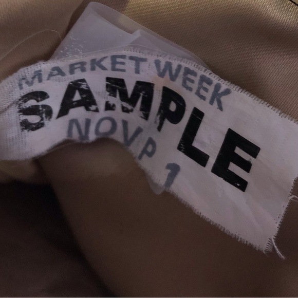 RARE COACH Hampton Pebbled Leather Tassel Tote bag. Market week ‘sample’ tag!! - Picture 5 of 12